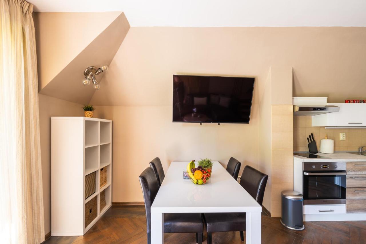 Quiet & Modern Maisonette فارنا المظهر الخارجي الصورة